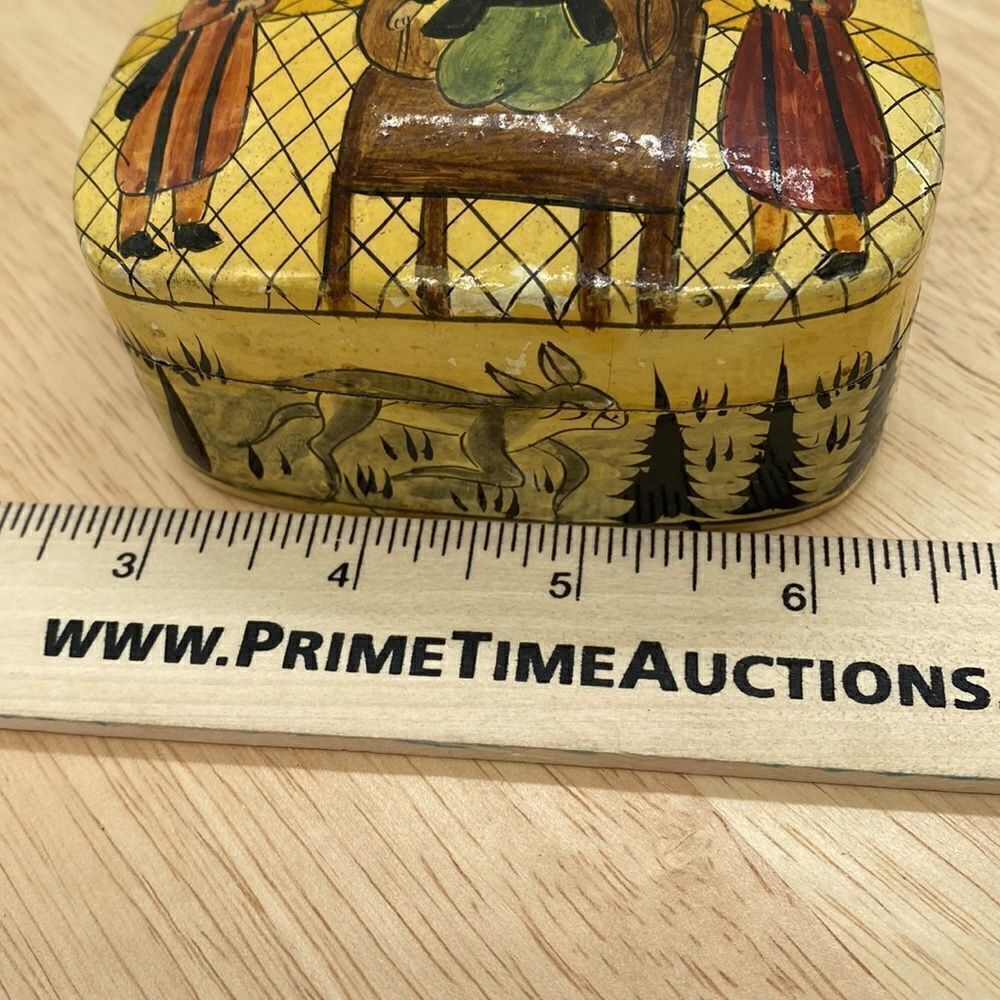 Kashmiri Hand Painted Mughal Lacquer Box - Picture 9 of 9